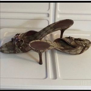 Gucci mules size 11 but runs like 10